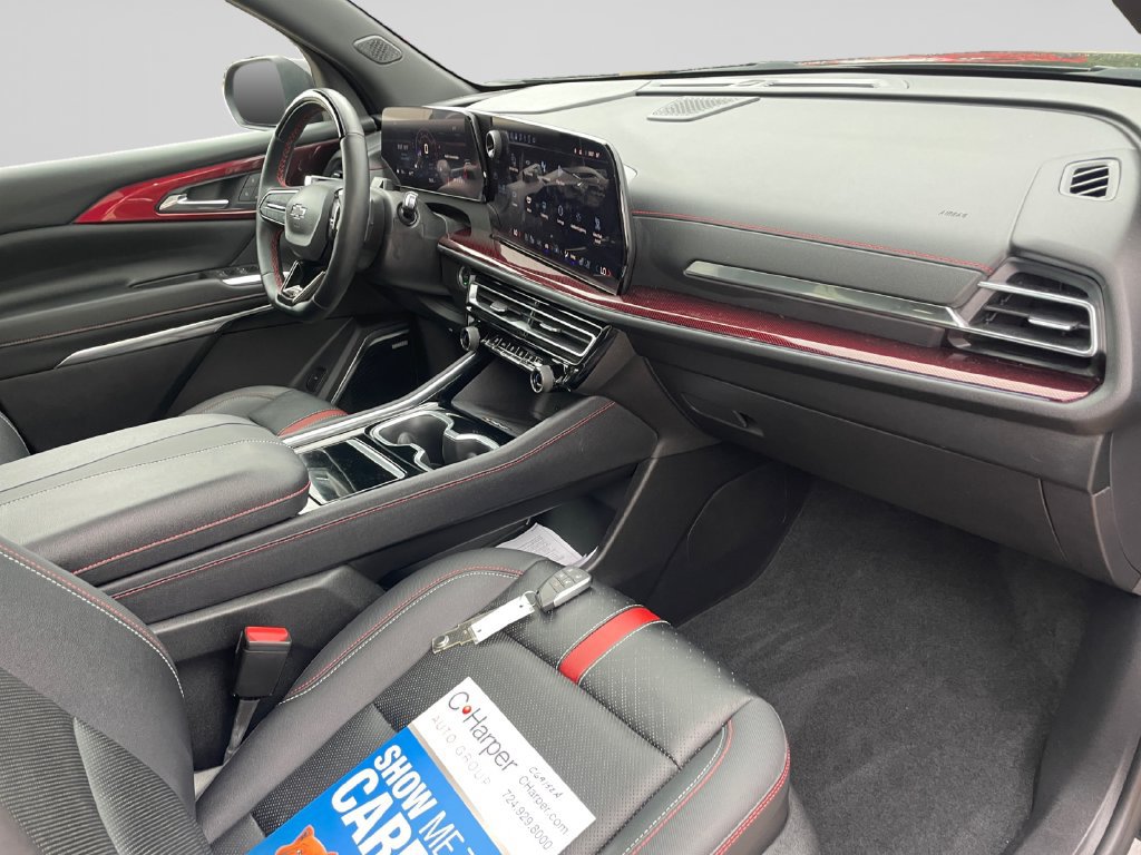 Used 2024 Chevrolet Traverse RS AWD/4WD image 10