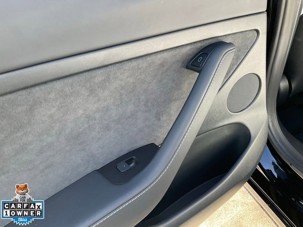 Used 2022 Tesla Model 3 Long Range image 32