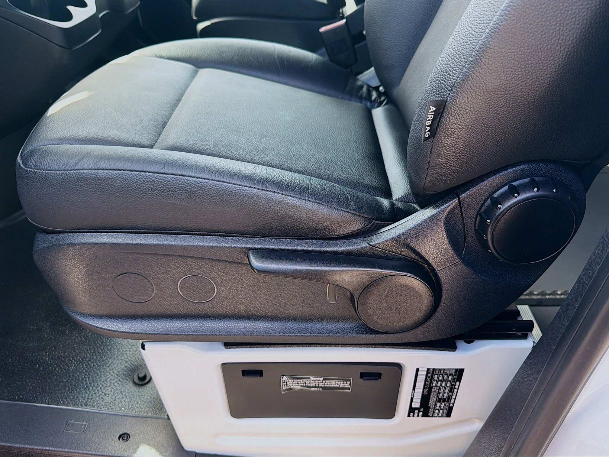 Used 2025 Mercedes-Benz Sprinter 2500 image 15