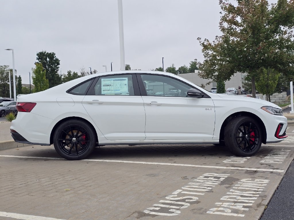 New 2027 Volkswagen Jetta GLI Autobahn FWD image 15