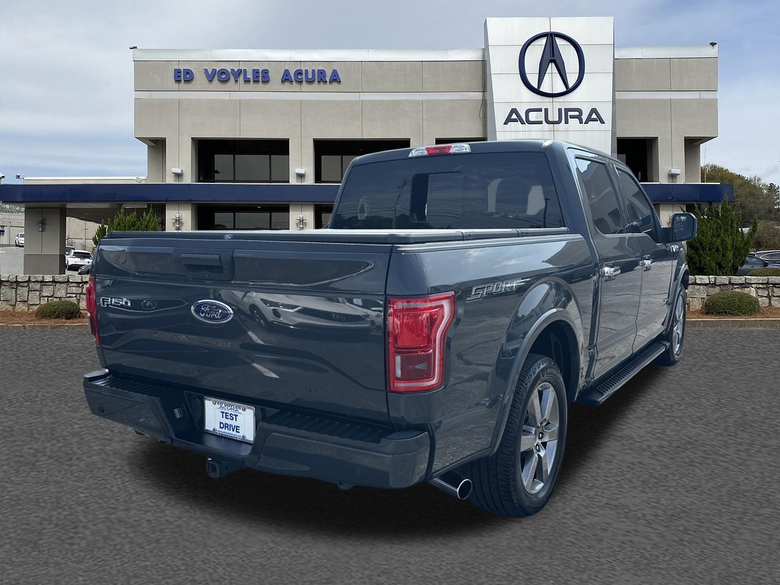 Used 2016 Ford F150 XLT w/ Equipment Group 302A Luxury RWD image 5