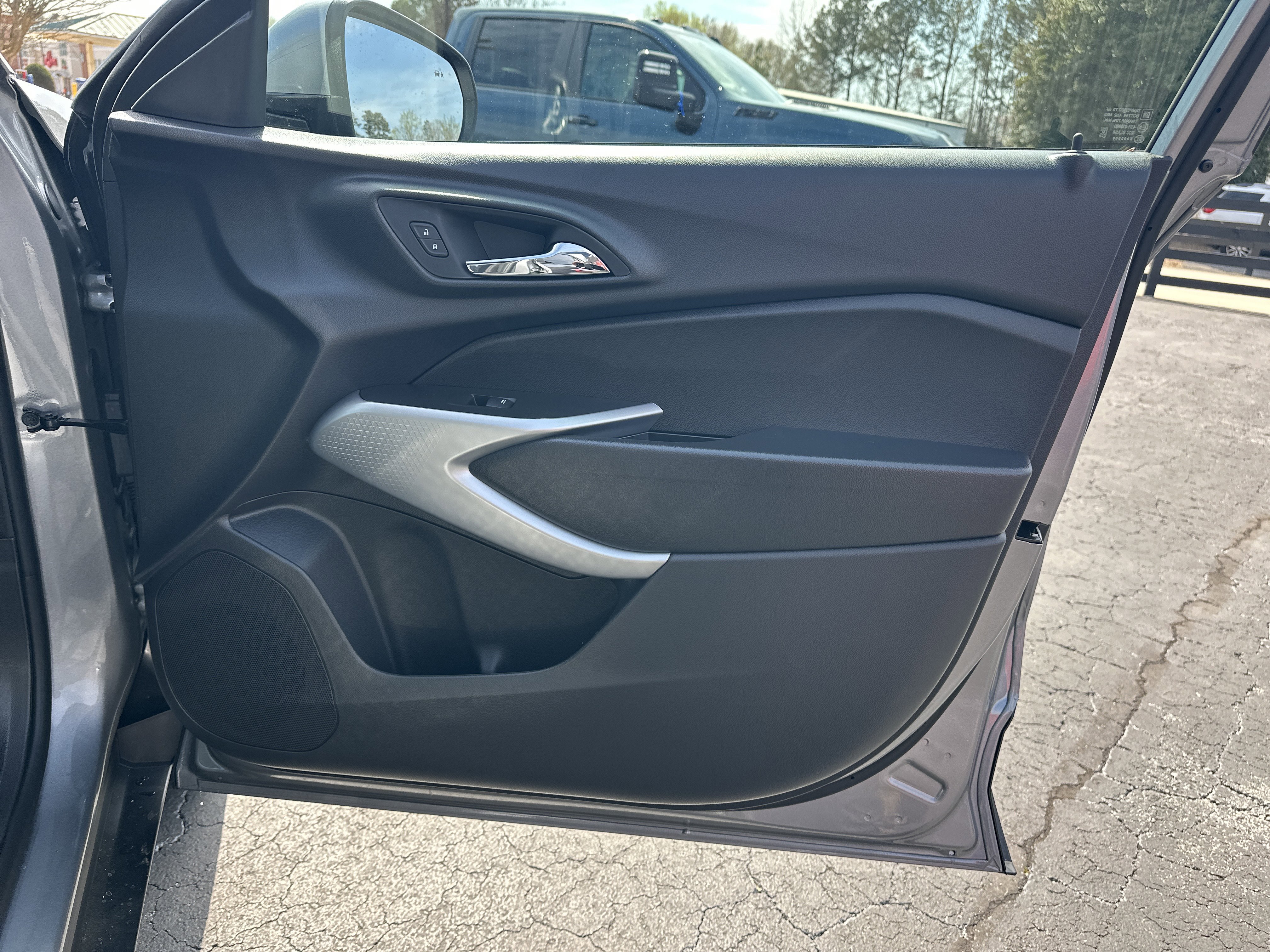 New 2026 Chevrolet Trax LS image 16