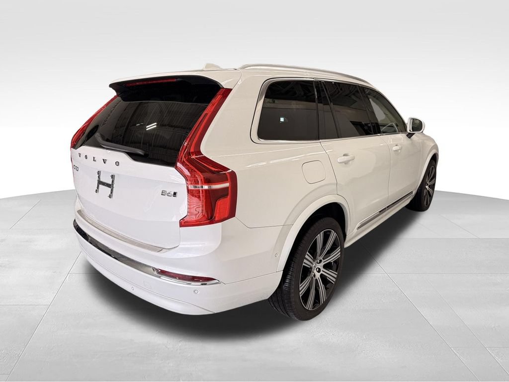 Used 2024 Volvo XC90 B6 Ultimate w/ Protection Package Premier AWD/4WD image 6