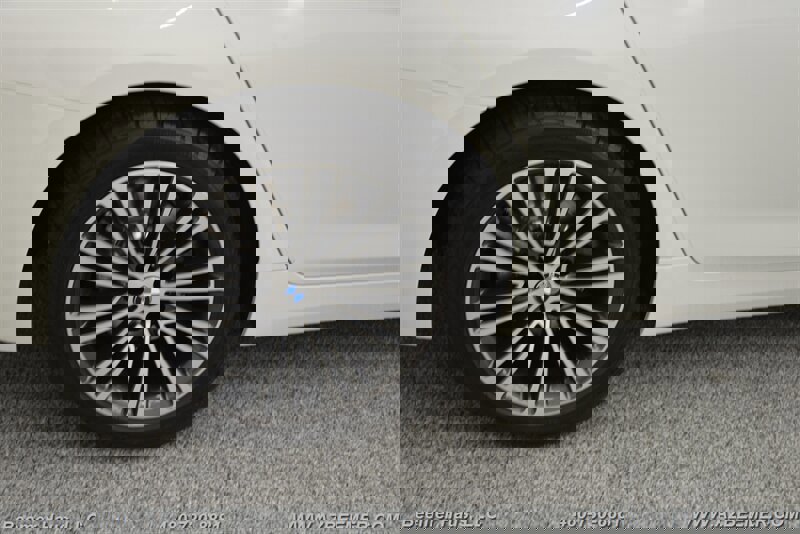 Used 2020 BMW 530e image 43