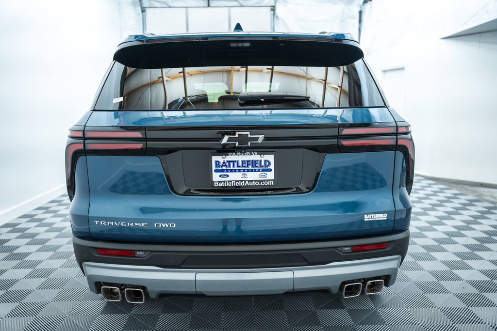 New 2026 Chevrolet Traverse LT w/ Sun and Wheel Package AWD/4WD image 7
