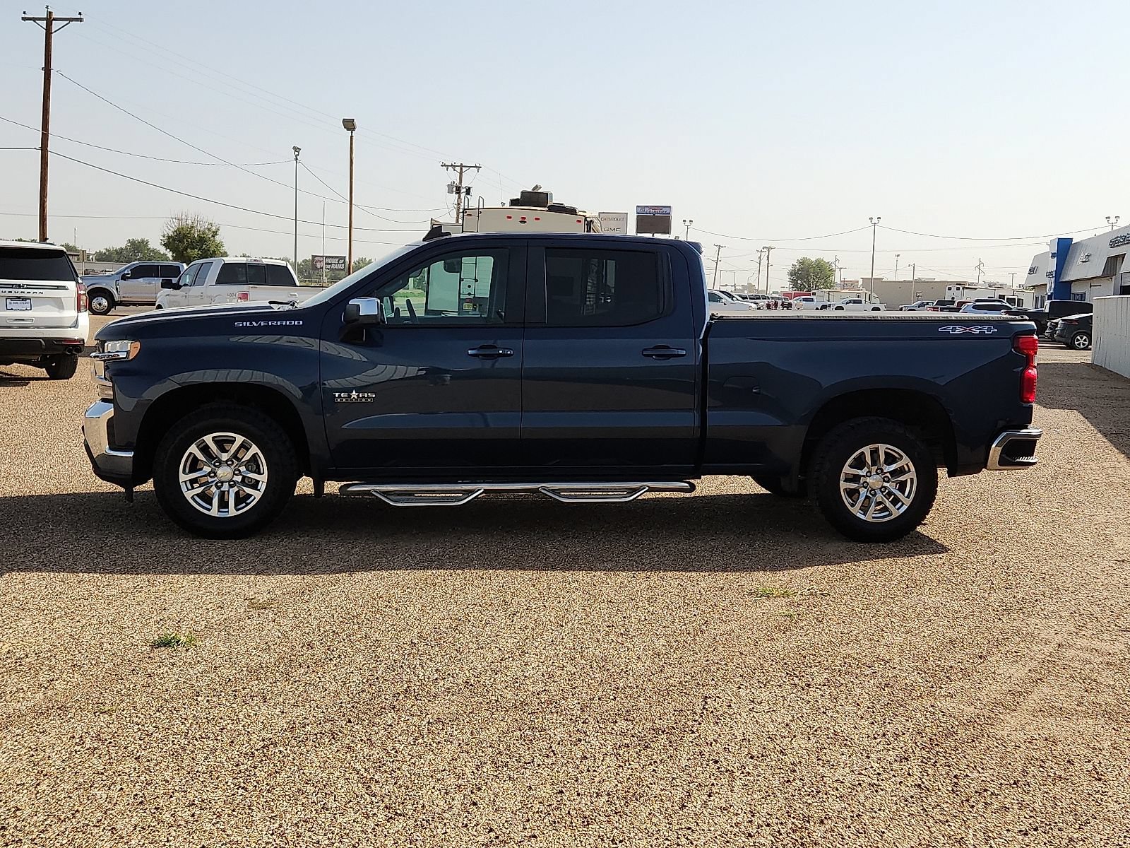 Used 2020 Chevrolet Silverado 1500 LT w/ Texas Edition AWD/4WD image 2