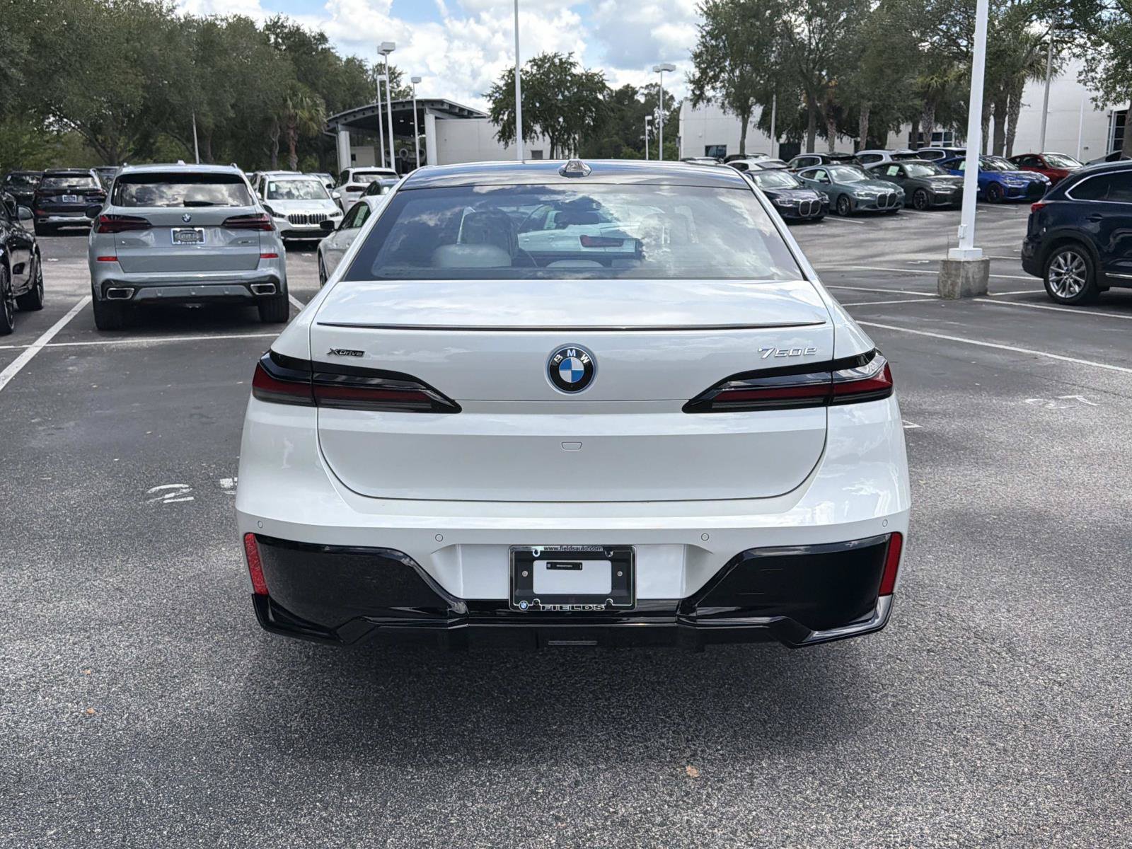 New 2026 BMW 750e xDrive w/ Executive Package AWD/4WD image 5
