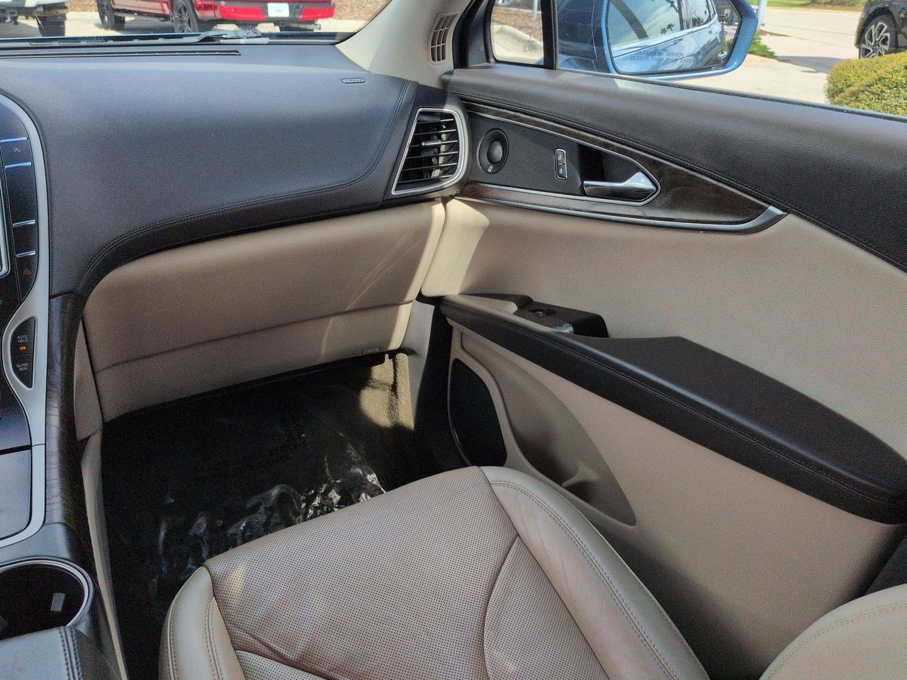 Certified 2019 Lincoln Nautilus Reserve w/ Driver Assistance Package AWD/4WD image 18