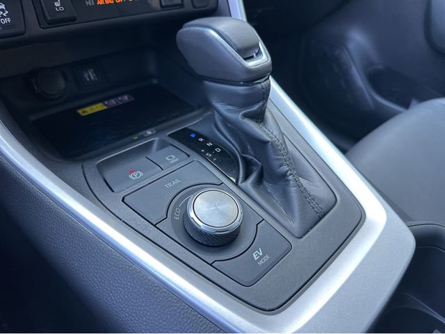 Used 2024 Toyota RAV4 XSE w/ Advanced Technology Package image 31