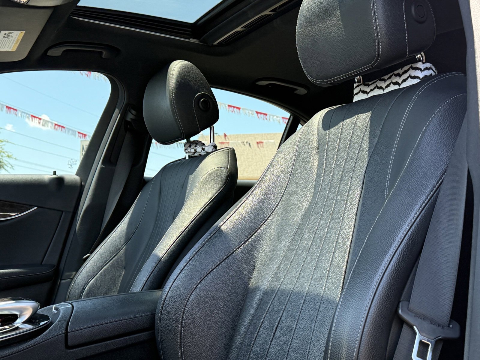 Used 2017 Mercedes-Benz E 300 4MATIC image 14