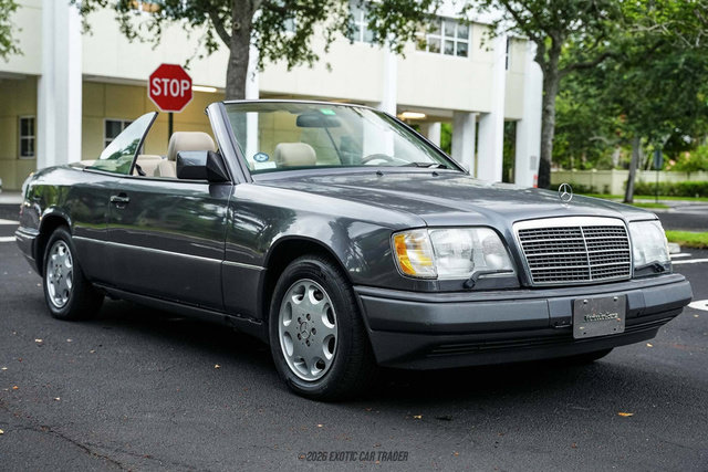 Used 1995 Mercedes-Benz E 320 Convertible image 12