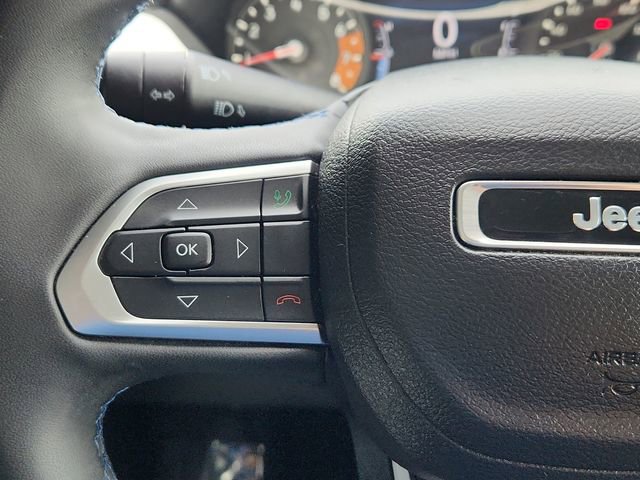 Used 2022 Jeep Compass Latitude FWD image 34
