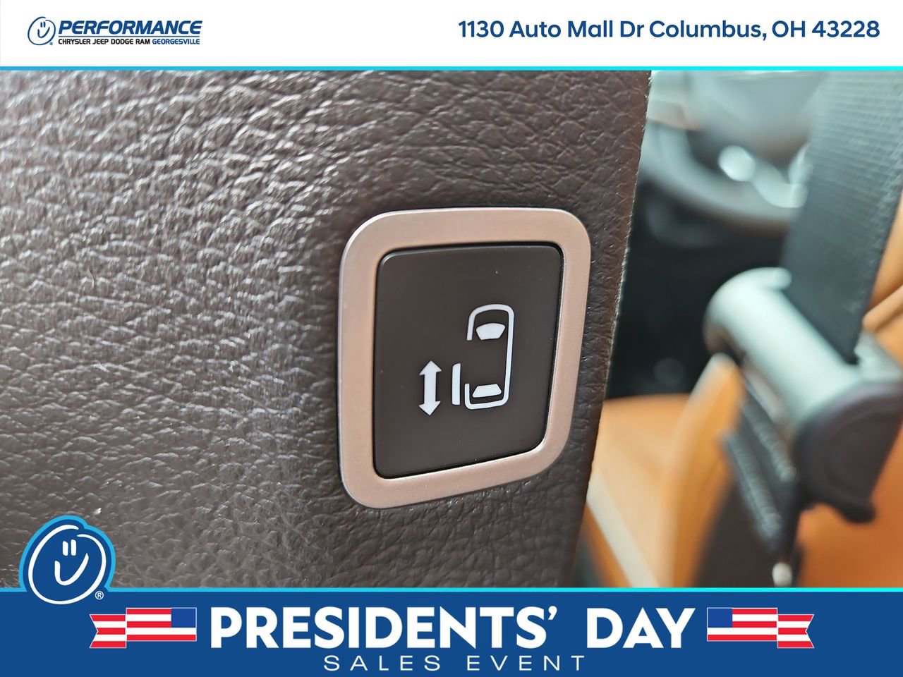 New 2026 Chrysler Pacifica Pinnacle w/ Trailer Tow Group image 16