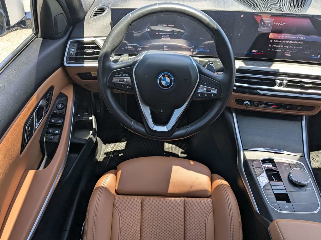 Used 2024 BMW 330e RWD image 13