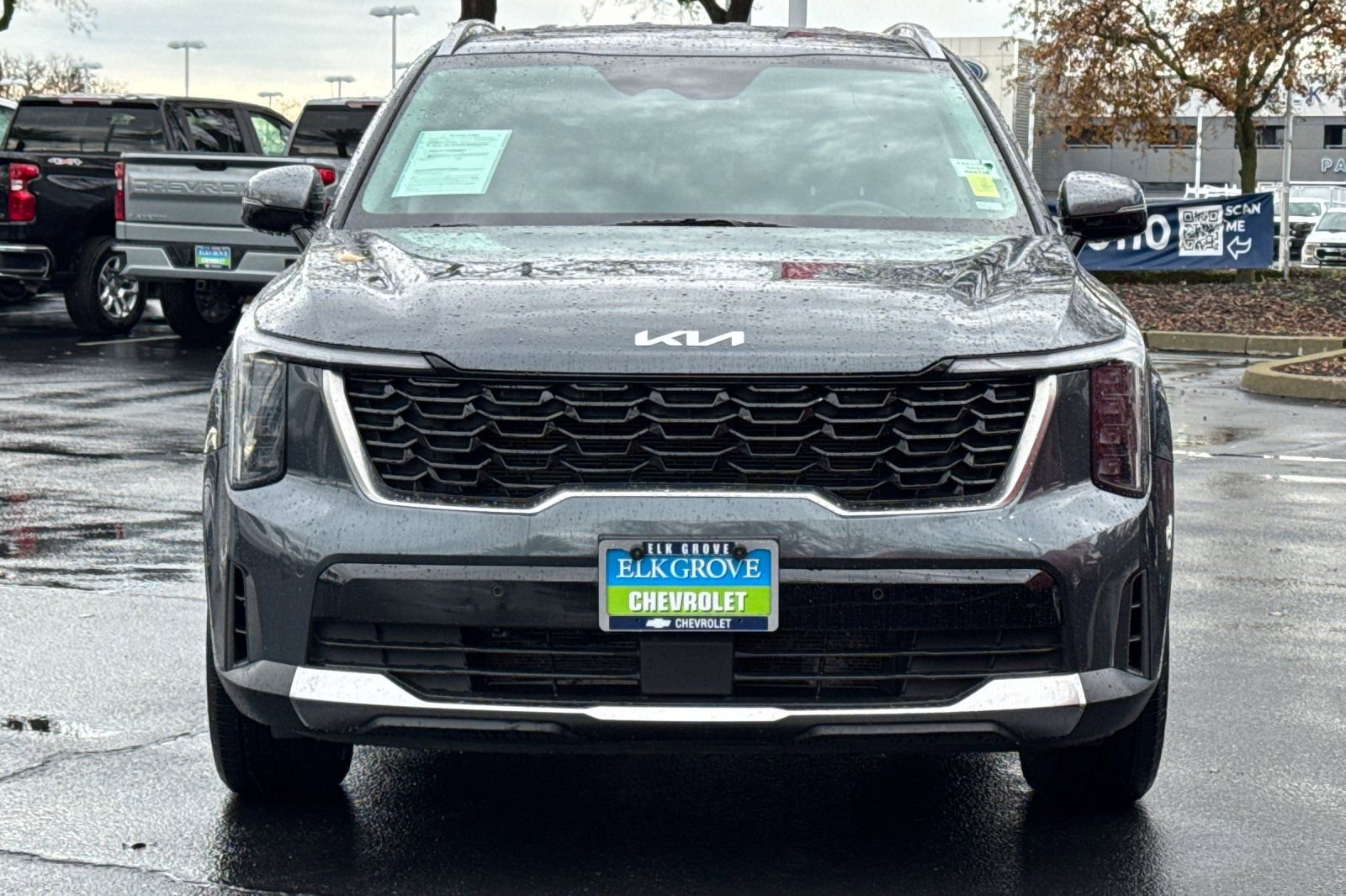 Used 2024 Kia Sorento S image 8