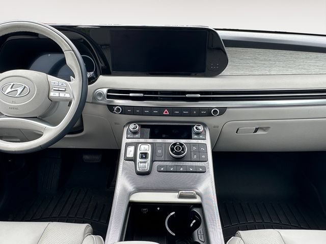 Used 2025 Hyundai Palisade Calligraphy AWD/4WD image 11
