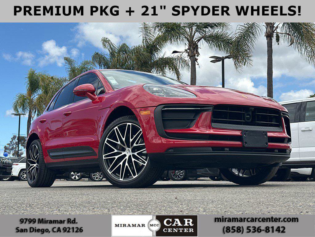 Used 2024 Porsche Macan w/ Premium Plus Package AWD/4WD video 1
