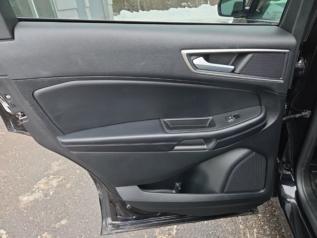 Used 2023 Ford Edge SEL w/ Convenience Package image 22
