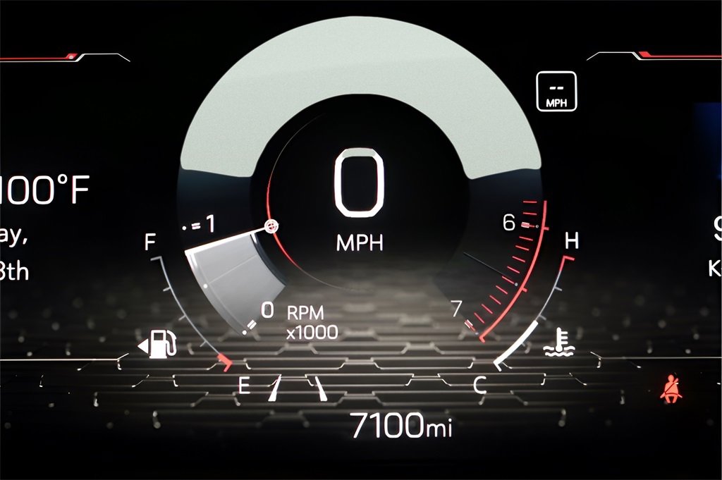 Used 2024 GMC Acadia Denali image 34