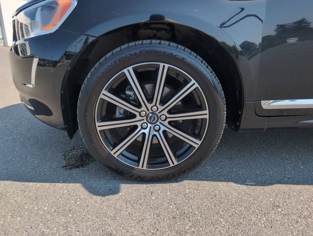 Used 2016 Volvo XC60 T5 Premier w/ Proximity Package AWD/4WD image 32