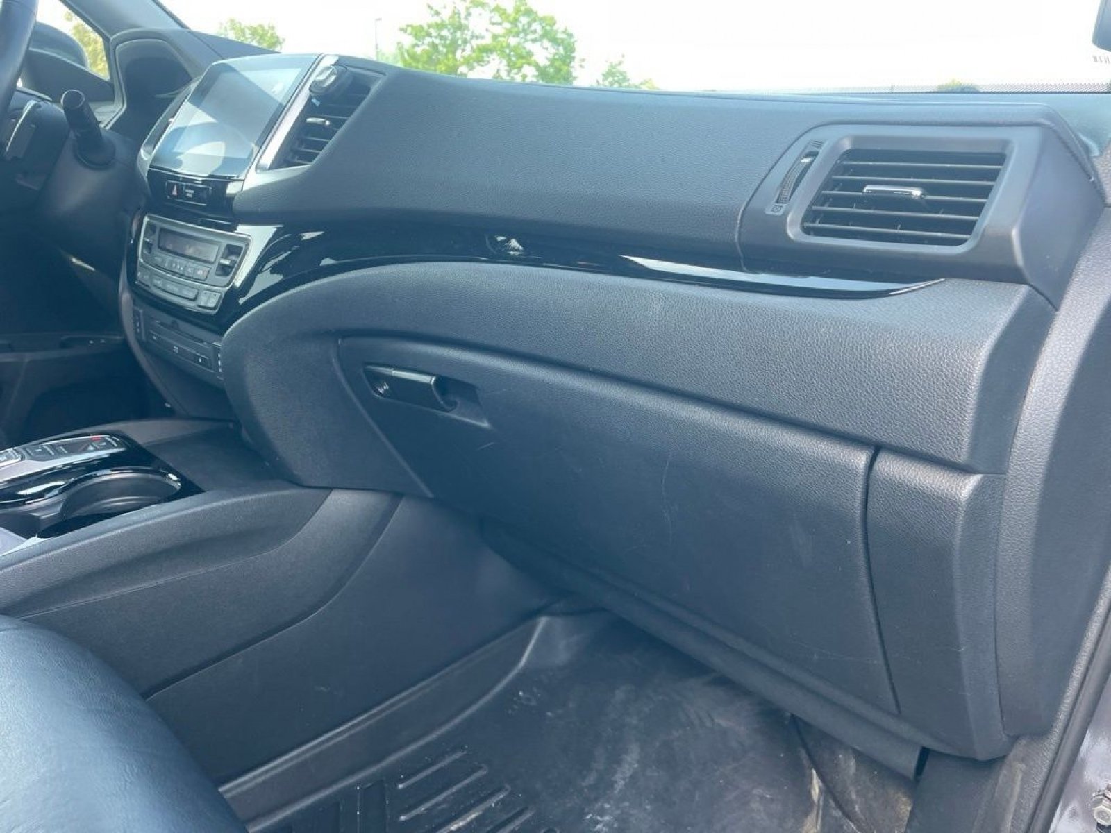 Used 2017 Honda Pilot Touring image 20