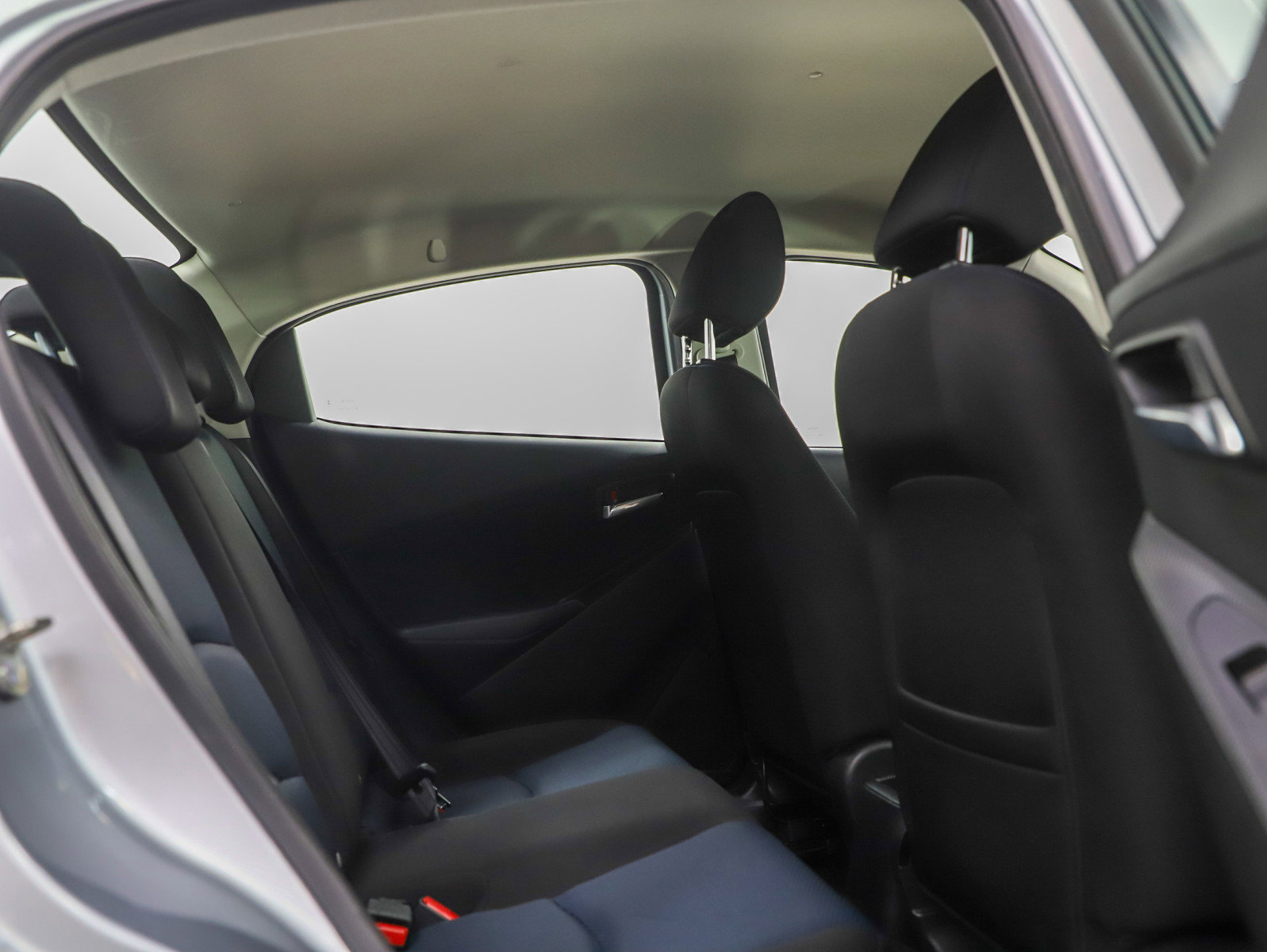 Used 2018 Toyota Yaris iA image 12