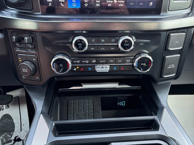 Used 2024 Ford F250 Lariat w/ Lariat Ultimate Package AWD/4WD image 16