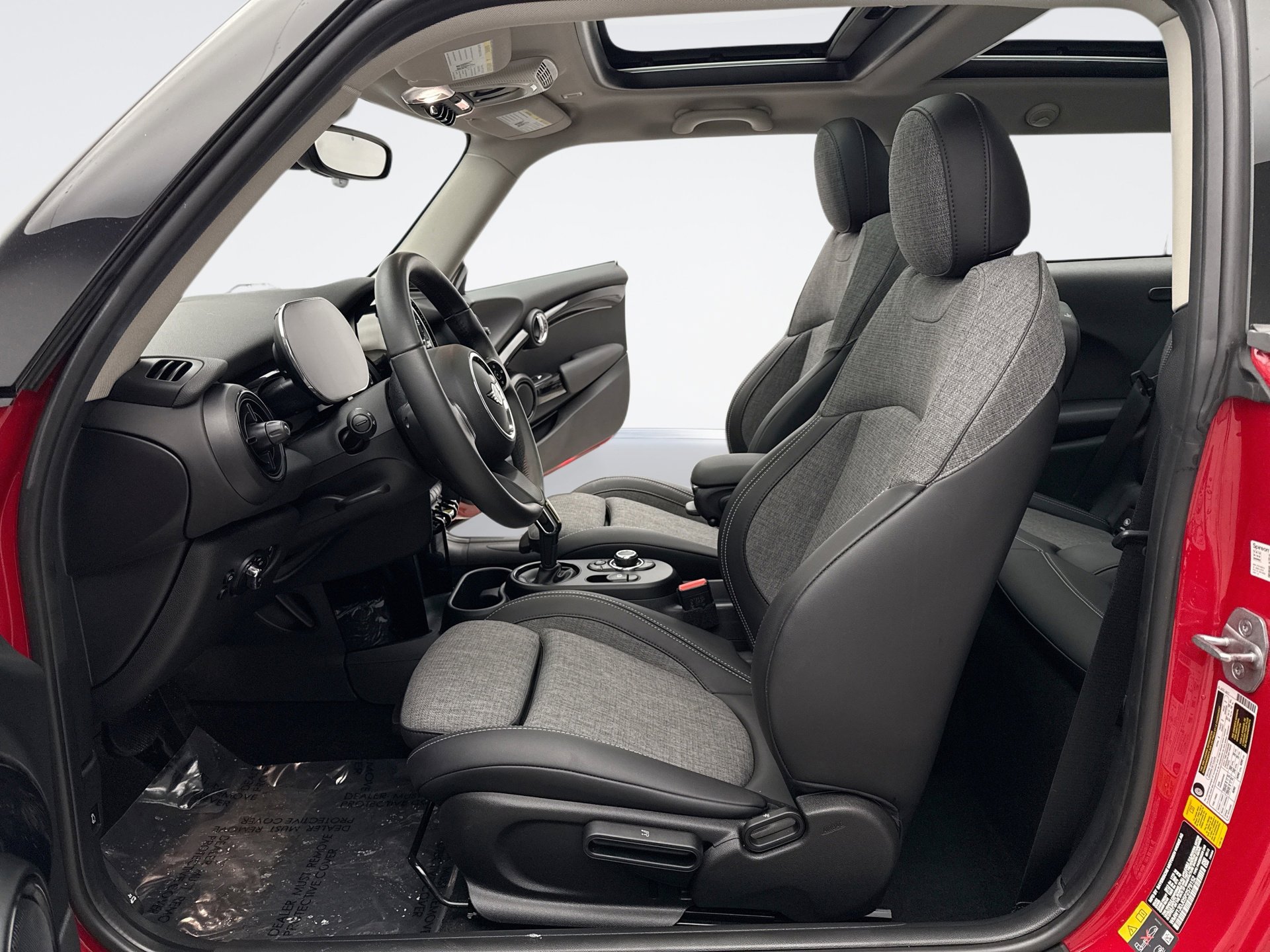 Used 2023 MINI Cooper SE image 11