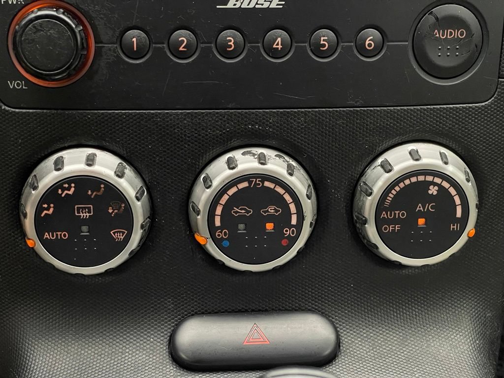 Used 2007 Nissan 350Z Touring RWD image 27
