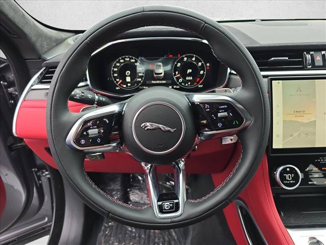 New 2026 Jaguar F-PACE SVR 575 Edition AWD/4WD image 18