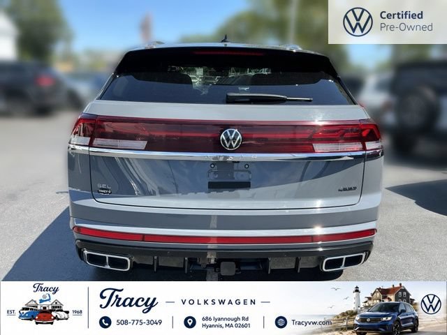 Certified 2024 Volkswagen Atlas Cross Sport SEL R-Line AWD/4WD image 11