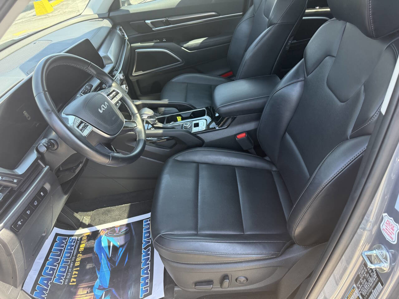 Used 2025 Kia Telluride S image 9