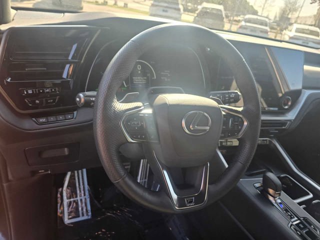Certified 2025 Lexus TX 500h AWD w/ Technology Package image 27
