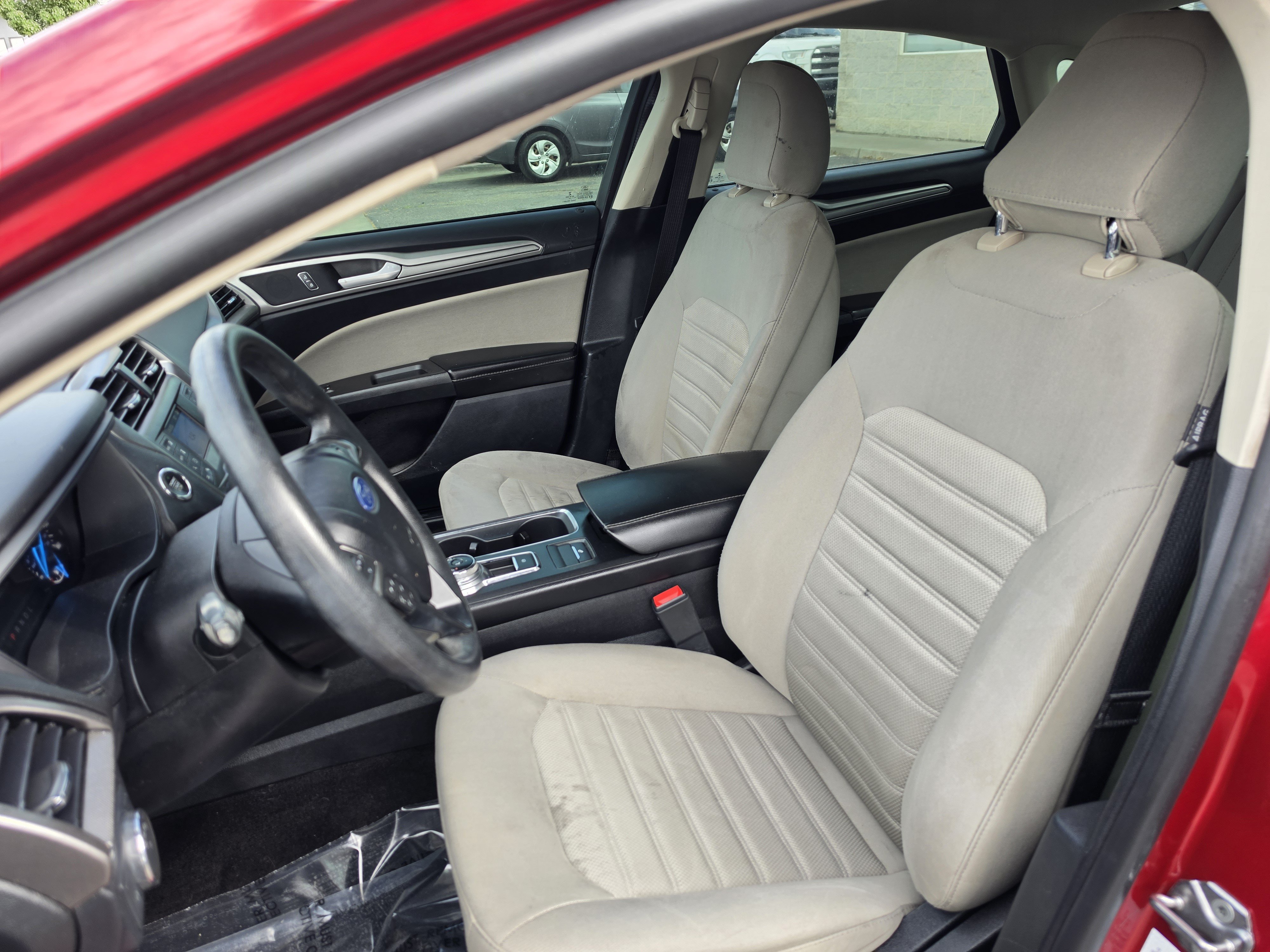 Used 2020 Ford Fusion S FWD image 12
