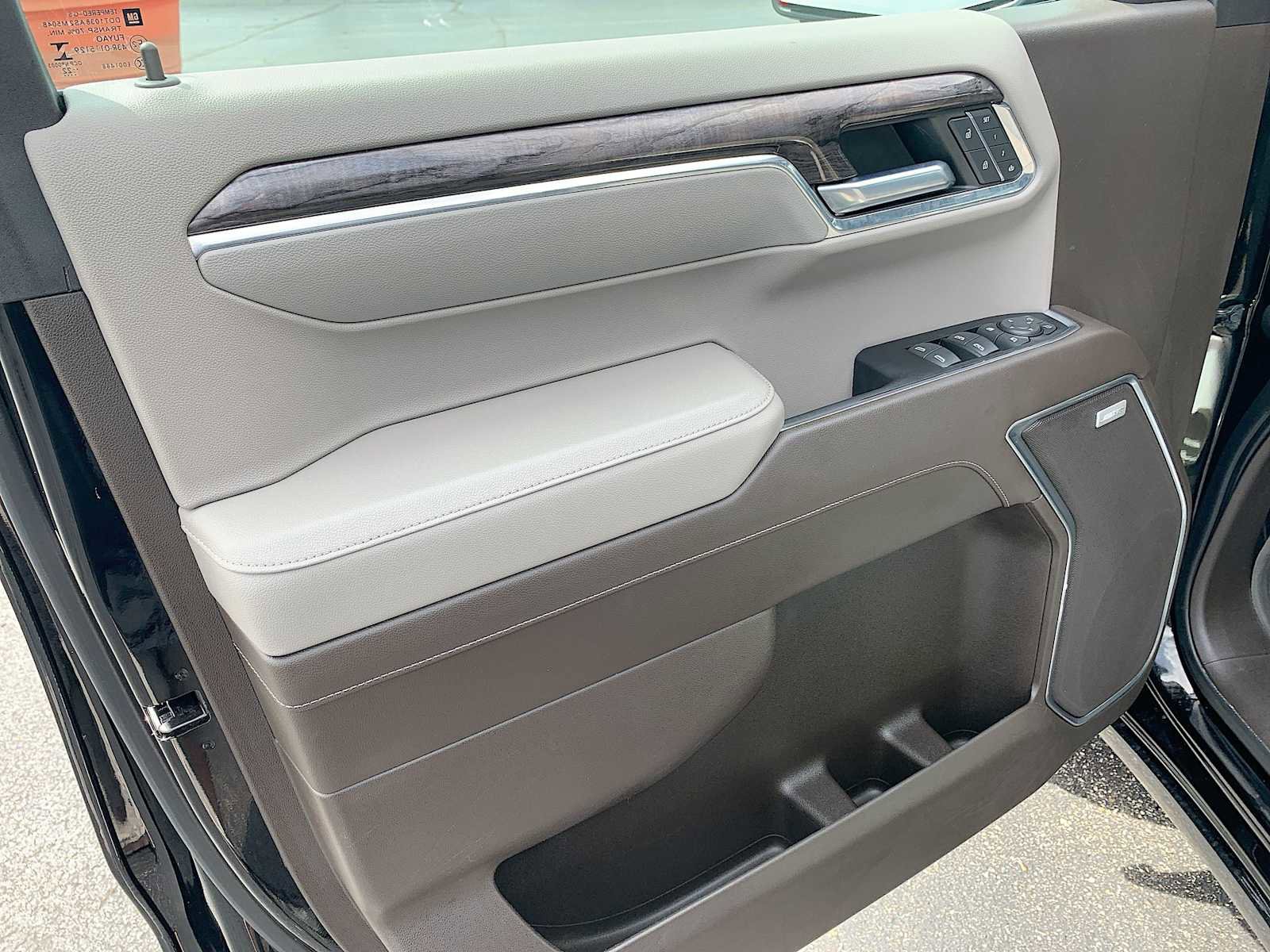 Used 2022 Chevrolet Silverado 1500 LTZ image 21