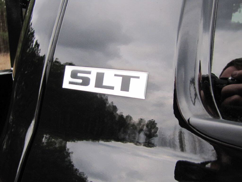 Used 2024 RAM 4500 SLT w/ Quick Order Package 2YG SLT image 32