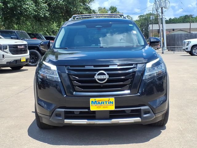 Used 2023 Nissan Pathfinder SL w/ Black Appearance Package FWD image 2