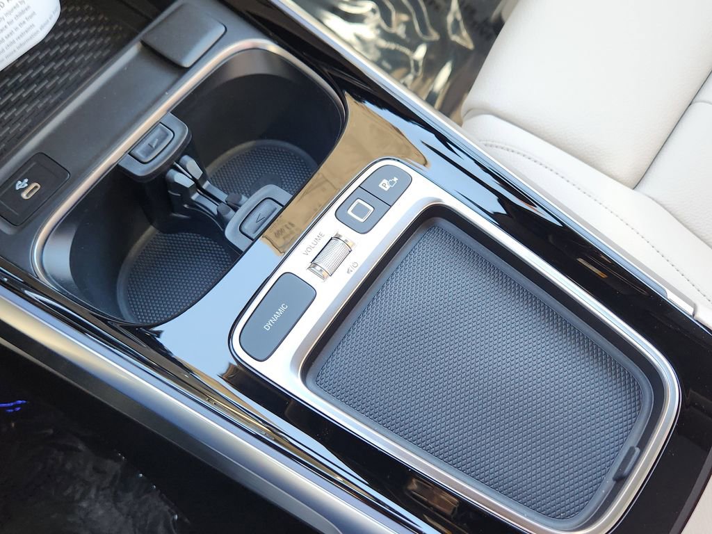 New 2026 Mercedes-Benz GLB 250 4MATIC image 19