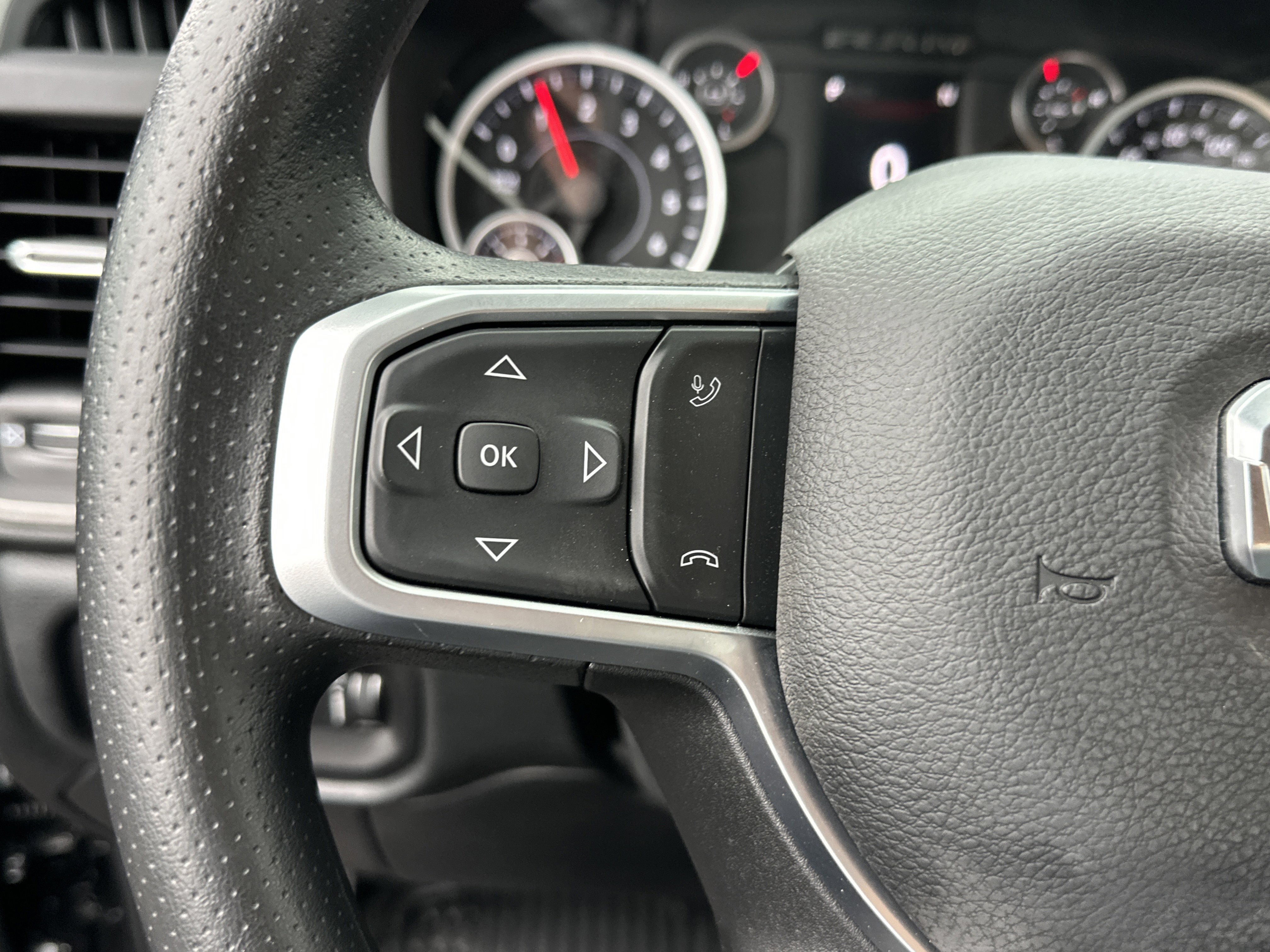 New 2026 RAM 2500 Tradesman AWD/4WD image 10