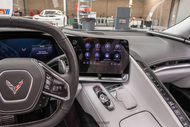 Used 2020 Chevrolet Corvette Stingray Premium Cpe w/ 3LT Preferred Equipment Group image 27