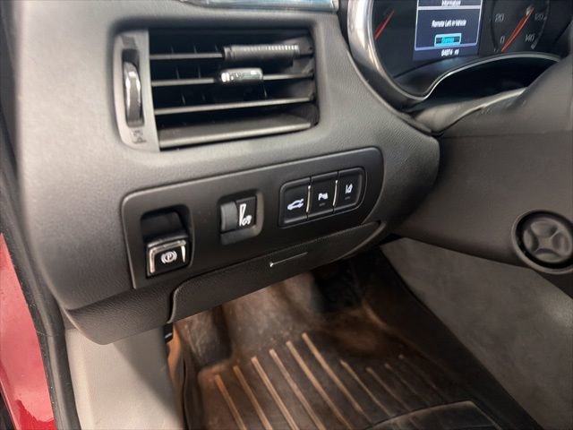 Used 2015 Chevrolet Impala LTZ FWD image 18