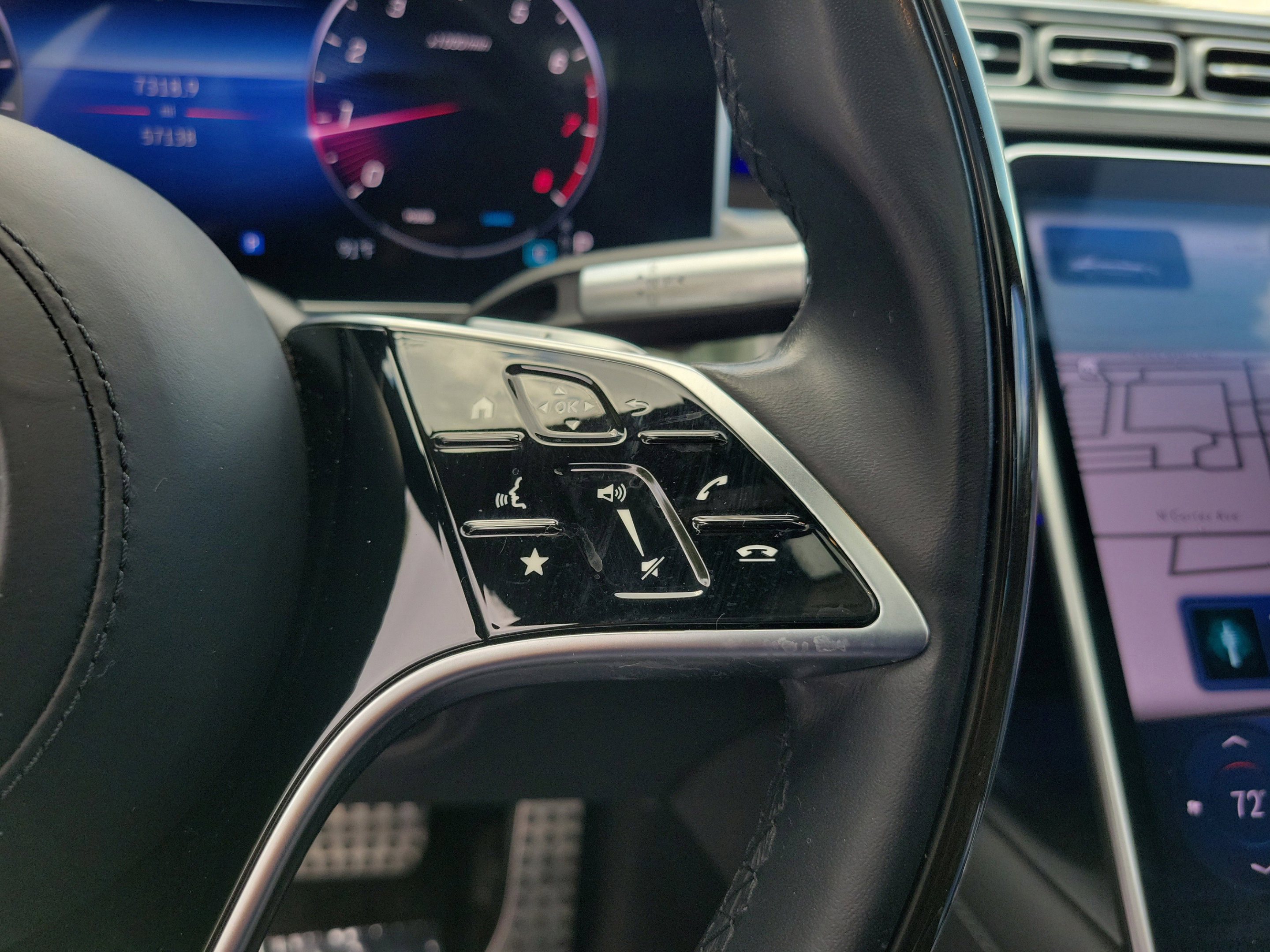 Certified 2023 Mercedes-Benz S 500 4MATIC image 22