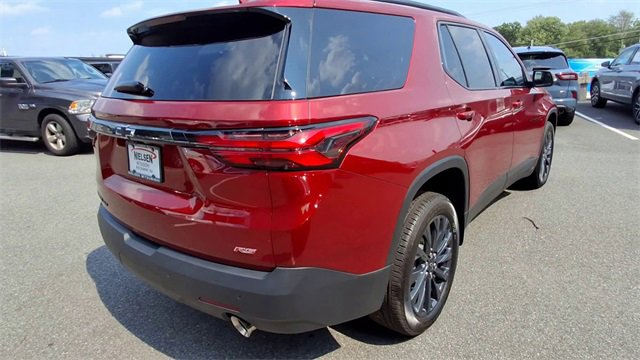 Used 2023 Chevrolet Traverse RS image 8
