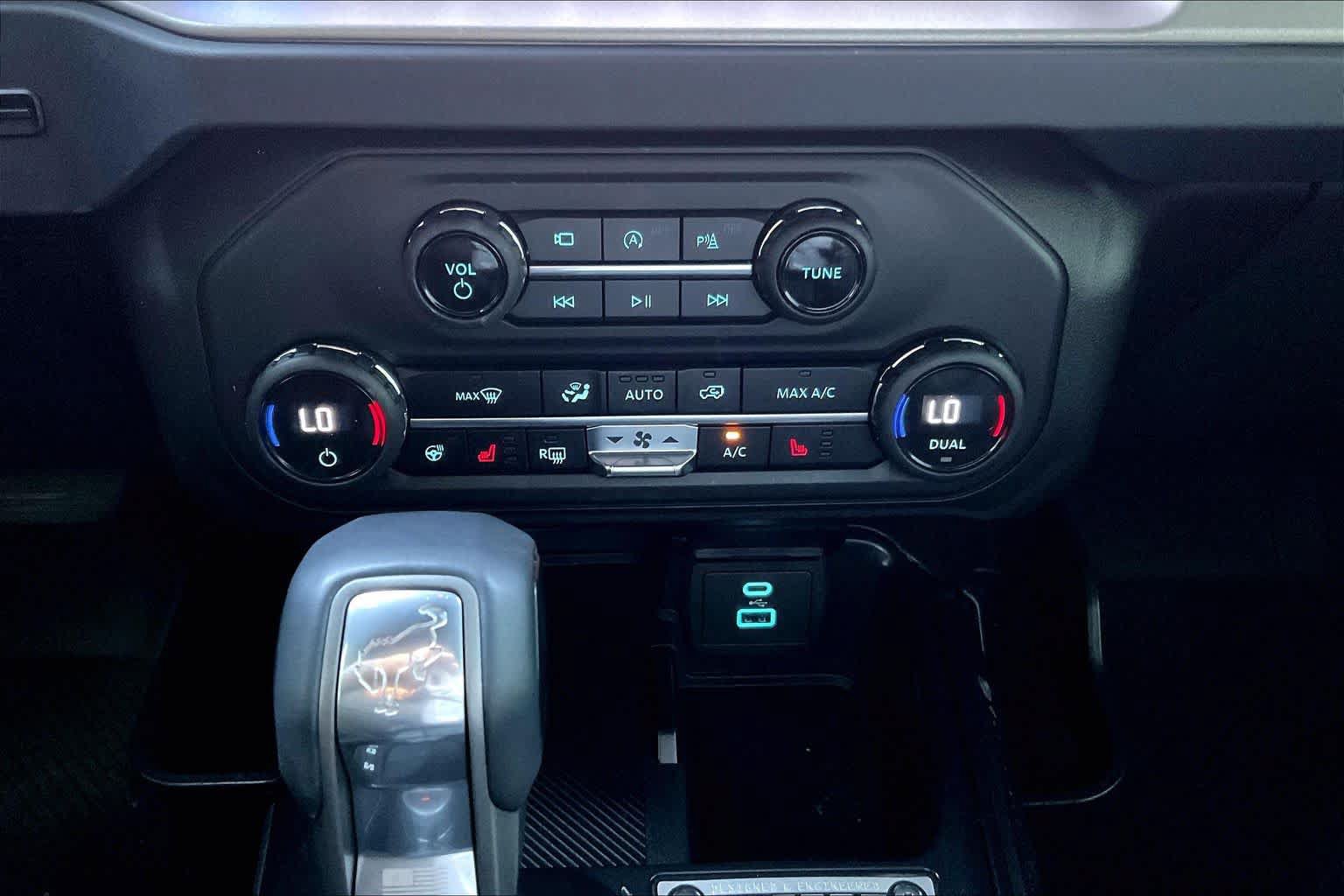 Certified 2025 Ford Bronco Outer Banks AWD/4WD image 30