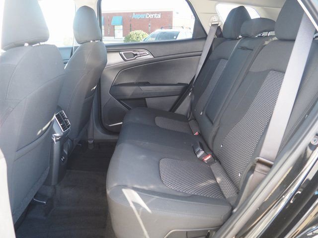 New 2026 Kia Sportage LX image 9