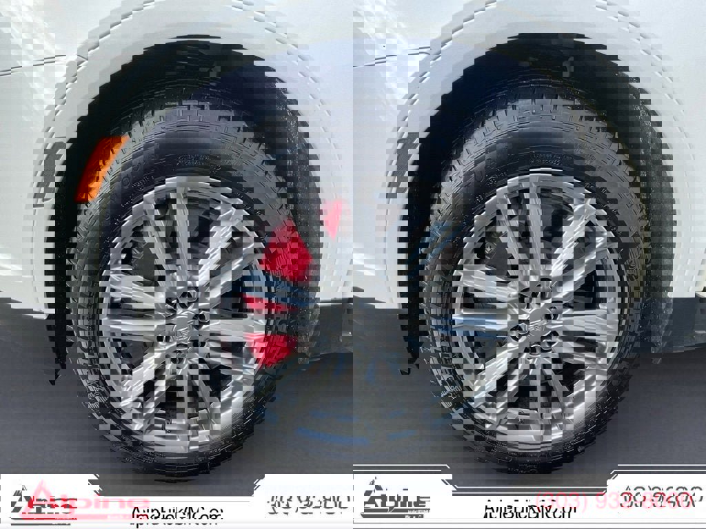 Used 2023 Cadillac XT5 Sportv image 14