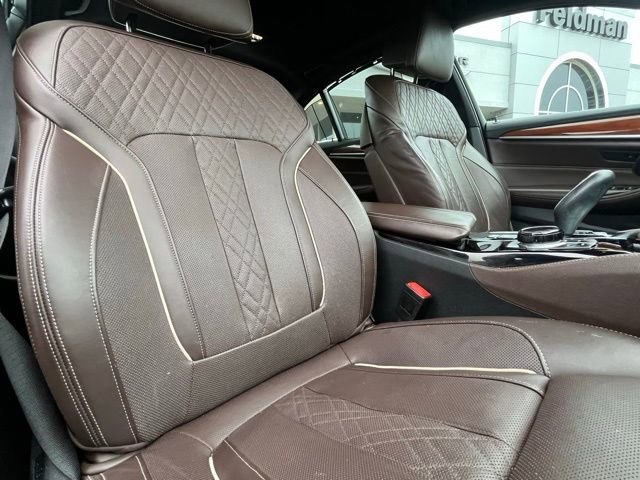 Used 2018 BMW M550i xDrive w/ Dynamic Handling Package AWD/4WD image 34