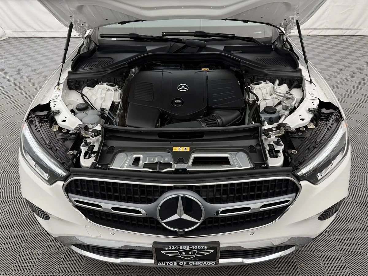 Used 2024 Mercedes-Benz GLC 300 4MATIC image 51