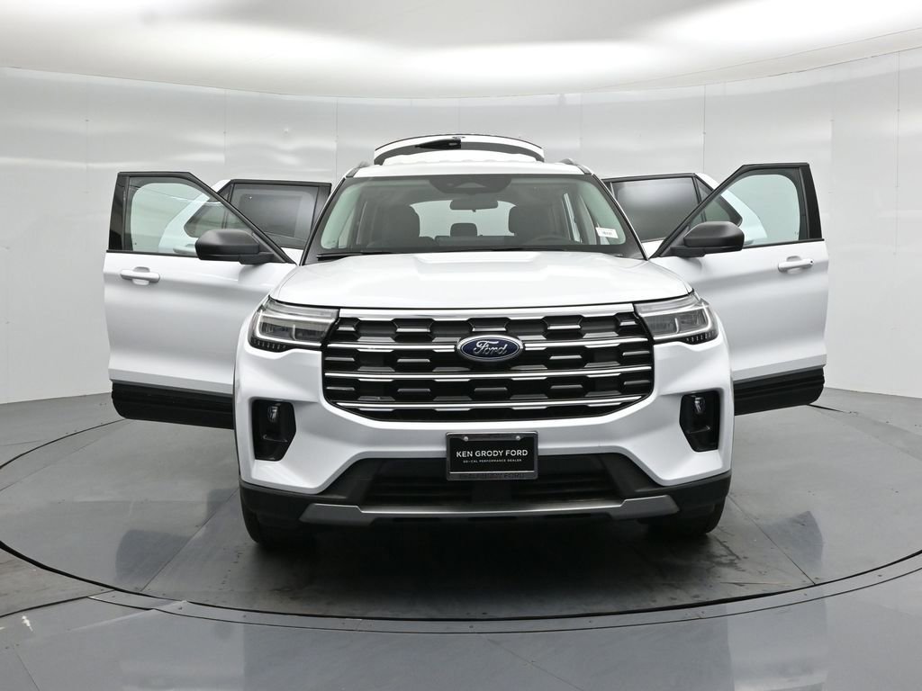 New 2026 Ford Explorer Active w/ Active Comfort Package RWD image 31