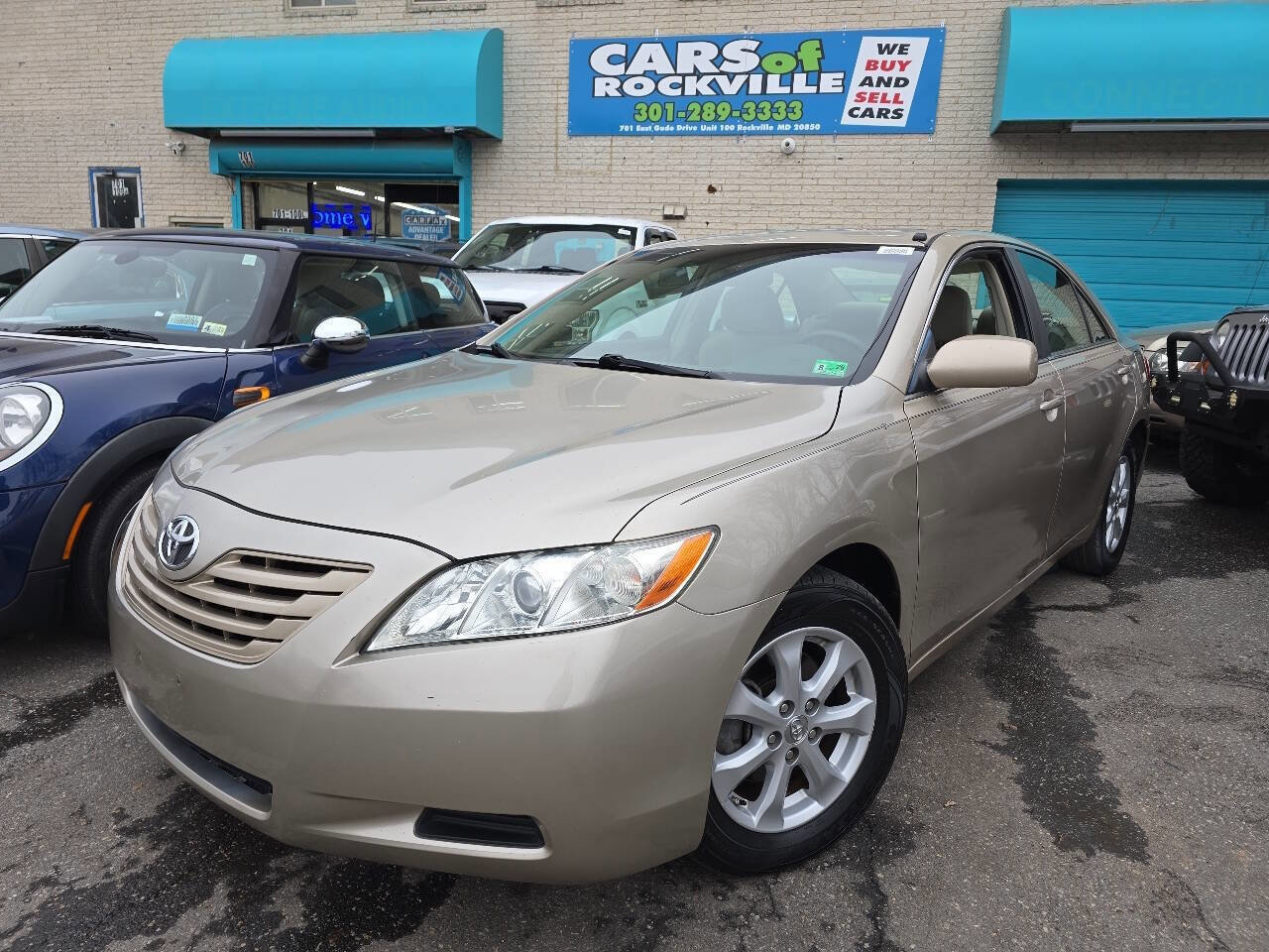 Used 2008 Toyota Camry LE image 2